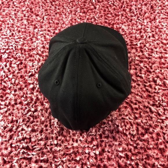 NWOT Men’s Anacapa 805 Flexfit Hat - Picture 5 of 8